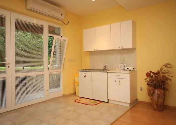 With Parking Space - 8593 * Dubrovník